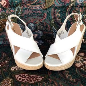 American Eagle white espadrille wedges size 7 1/2